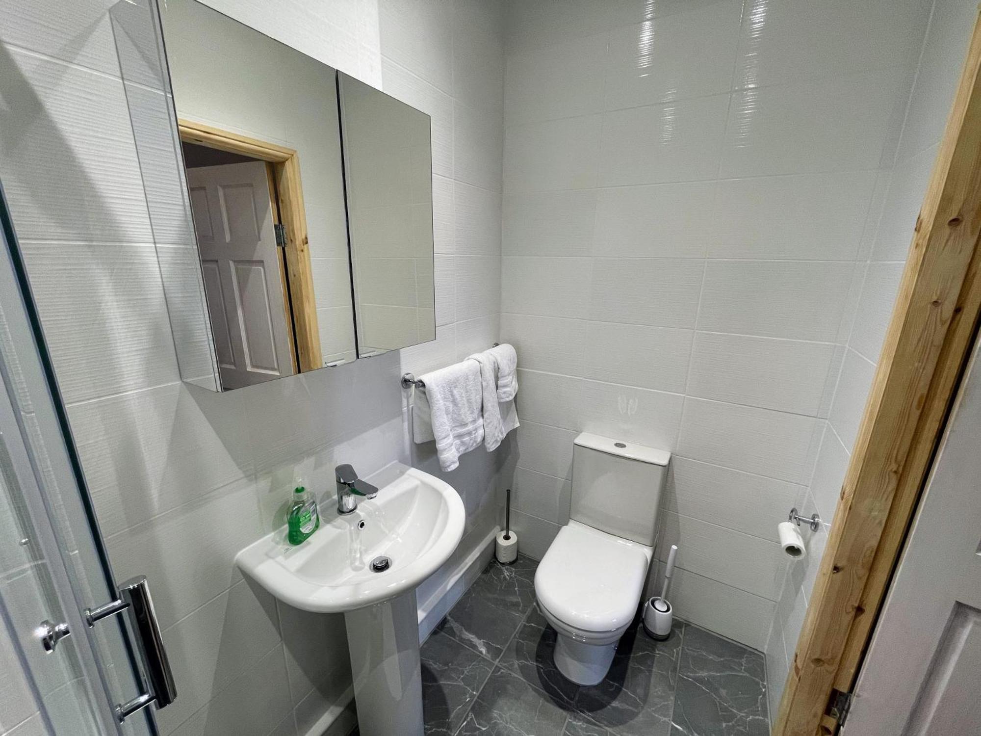 Airdenair Guest House Единбург Екстериор снимка