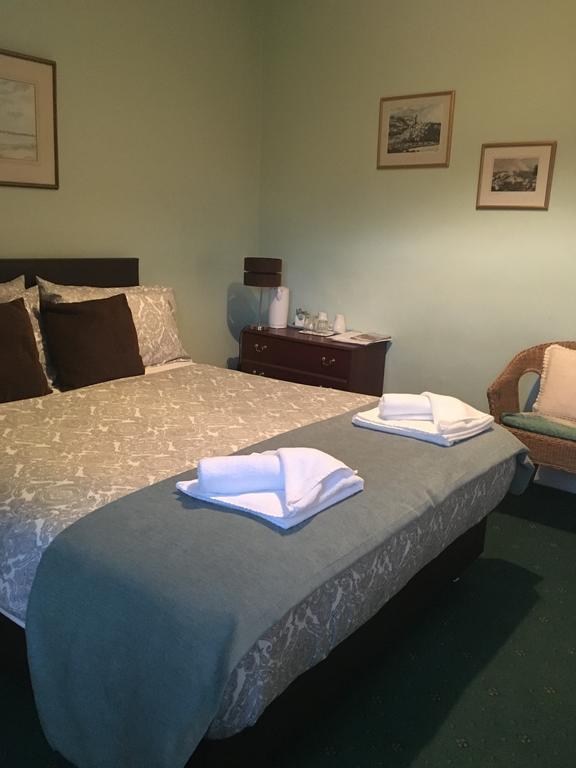 Airdenair Guest House Единбург Екстериор снимка