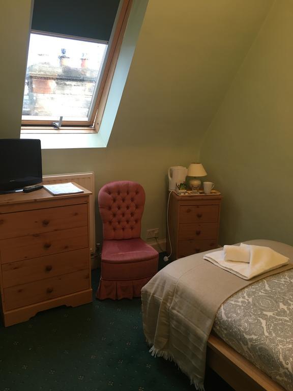 Airdenair Guest House Единбург Екстериор снимка