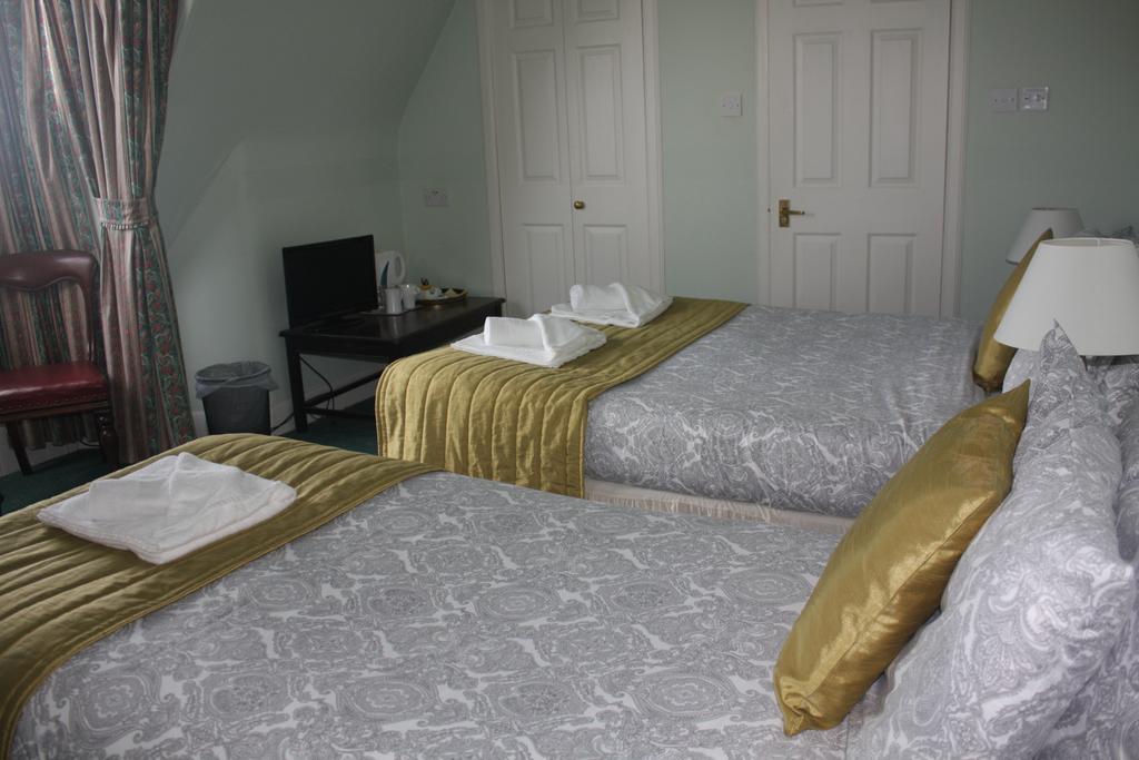 Airdenair Guest House Единбург Екстериор снимка